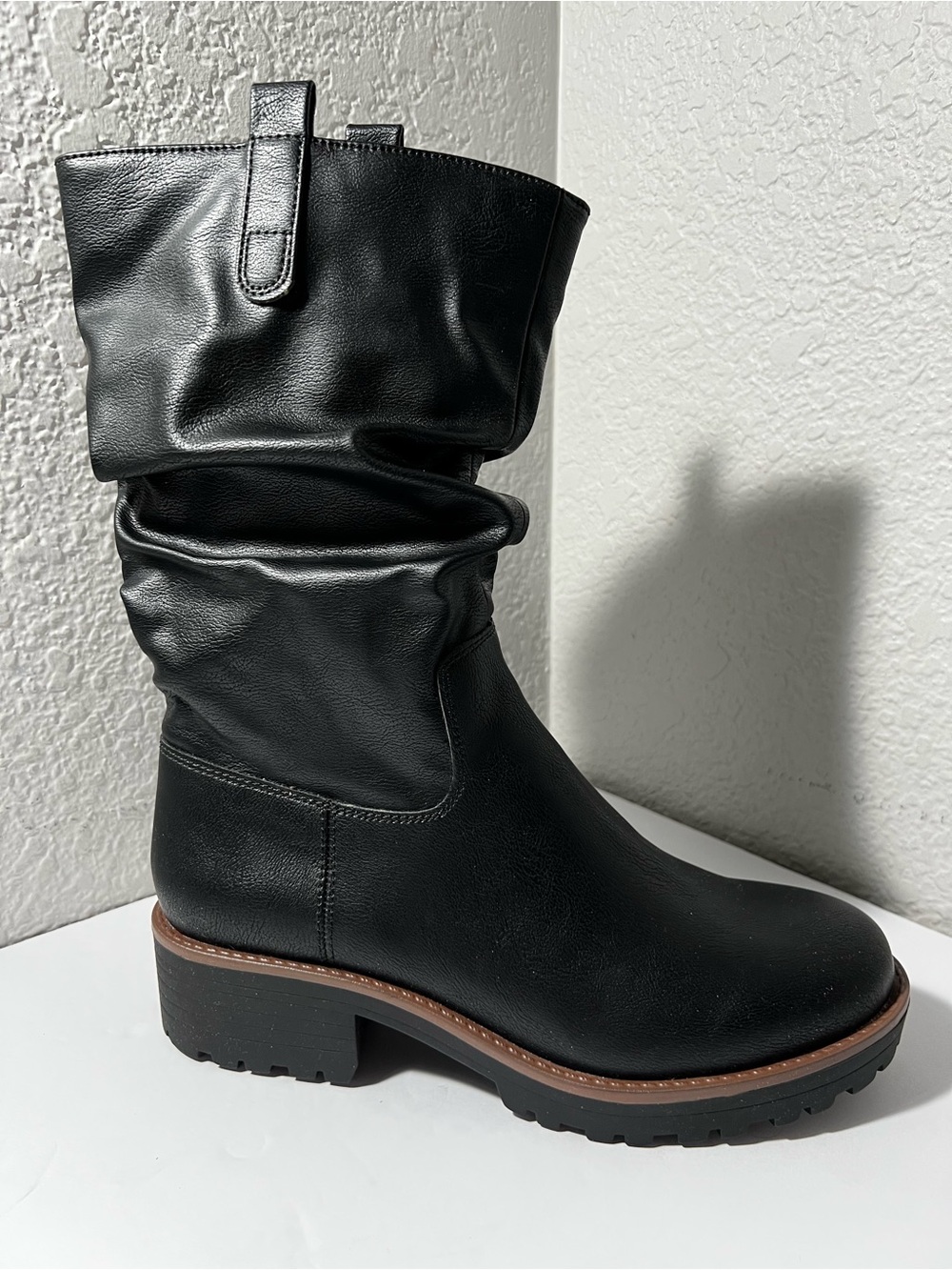 Sun + Stone NellieEP Black Slouch Mid Calf Boots Lug Sole Women’s Size 9M zipper